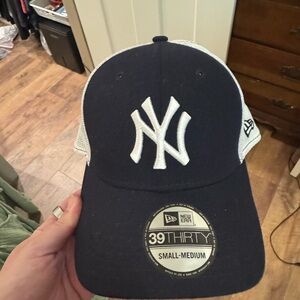 New York Yankees 39Thirty New Era Navy and White Cap
